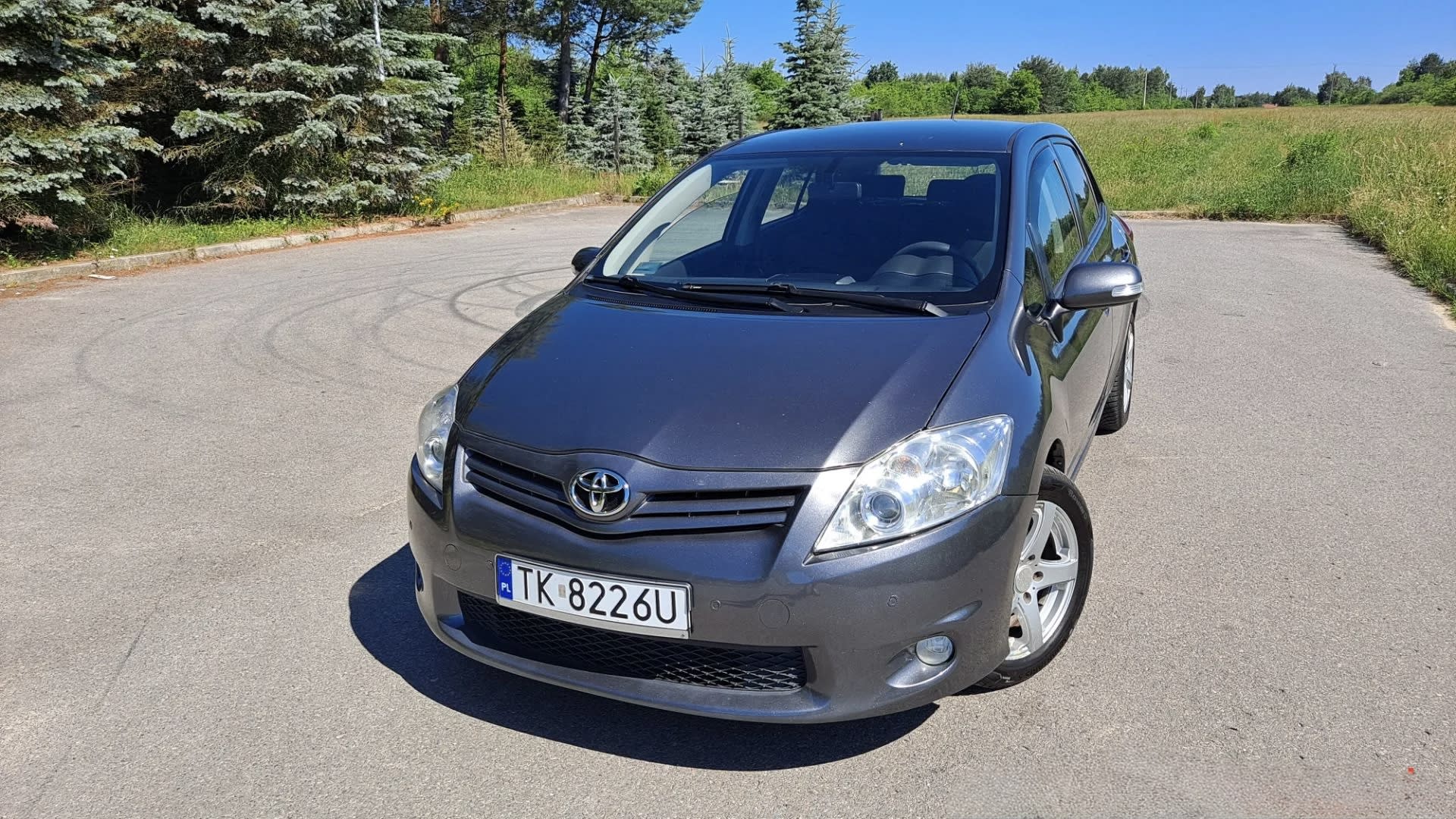 Zdjęcie 1 – Toyota Auris 2.0 Climatronic, czujniki parkowania