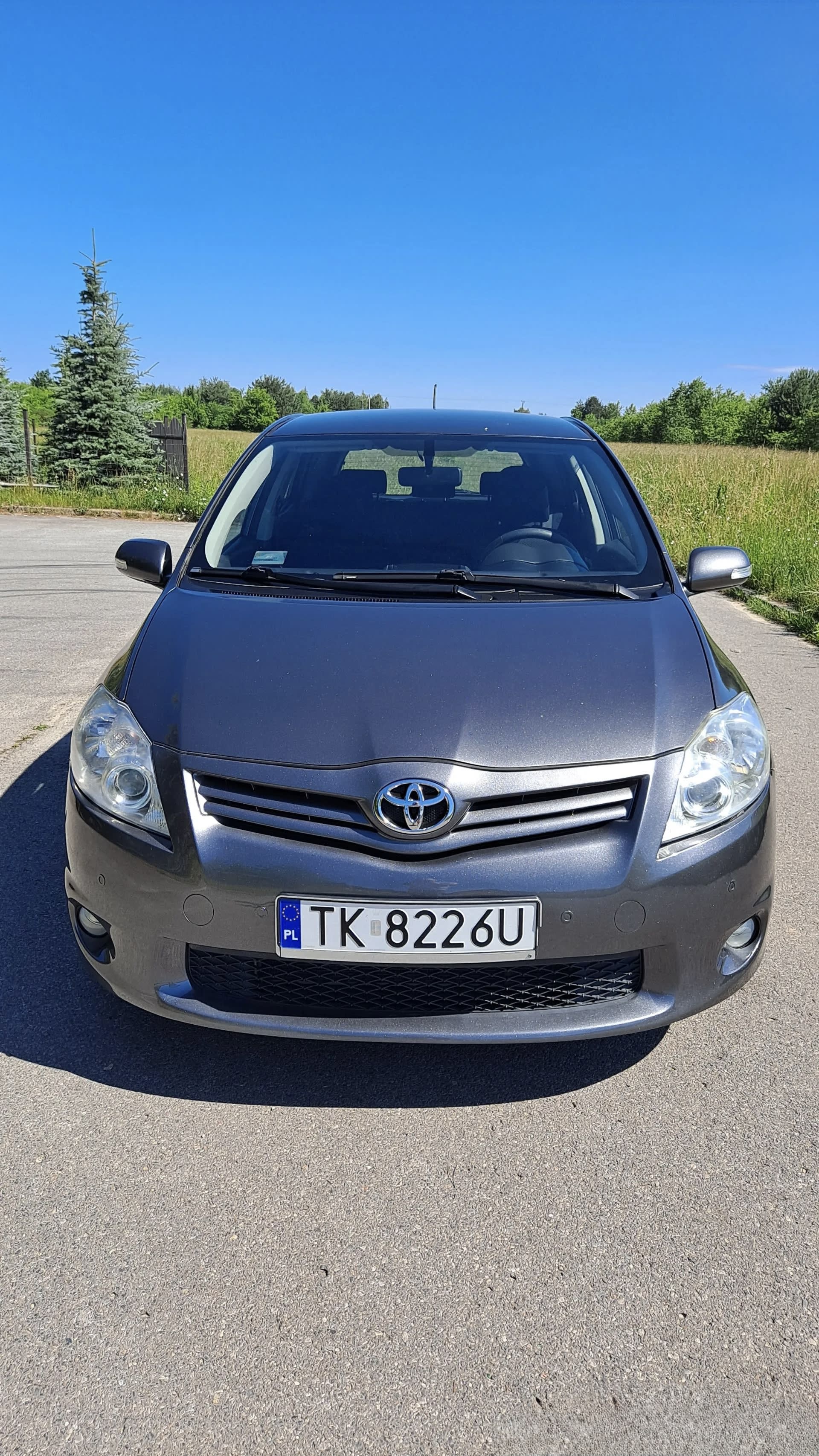 Zdjęcie 3 – Toyota Auris 2.0 Climatronic, czujniki parkowania