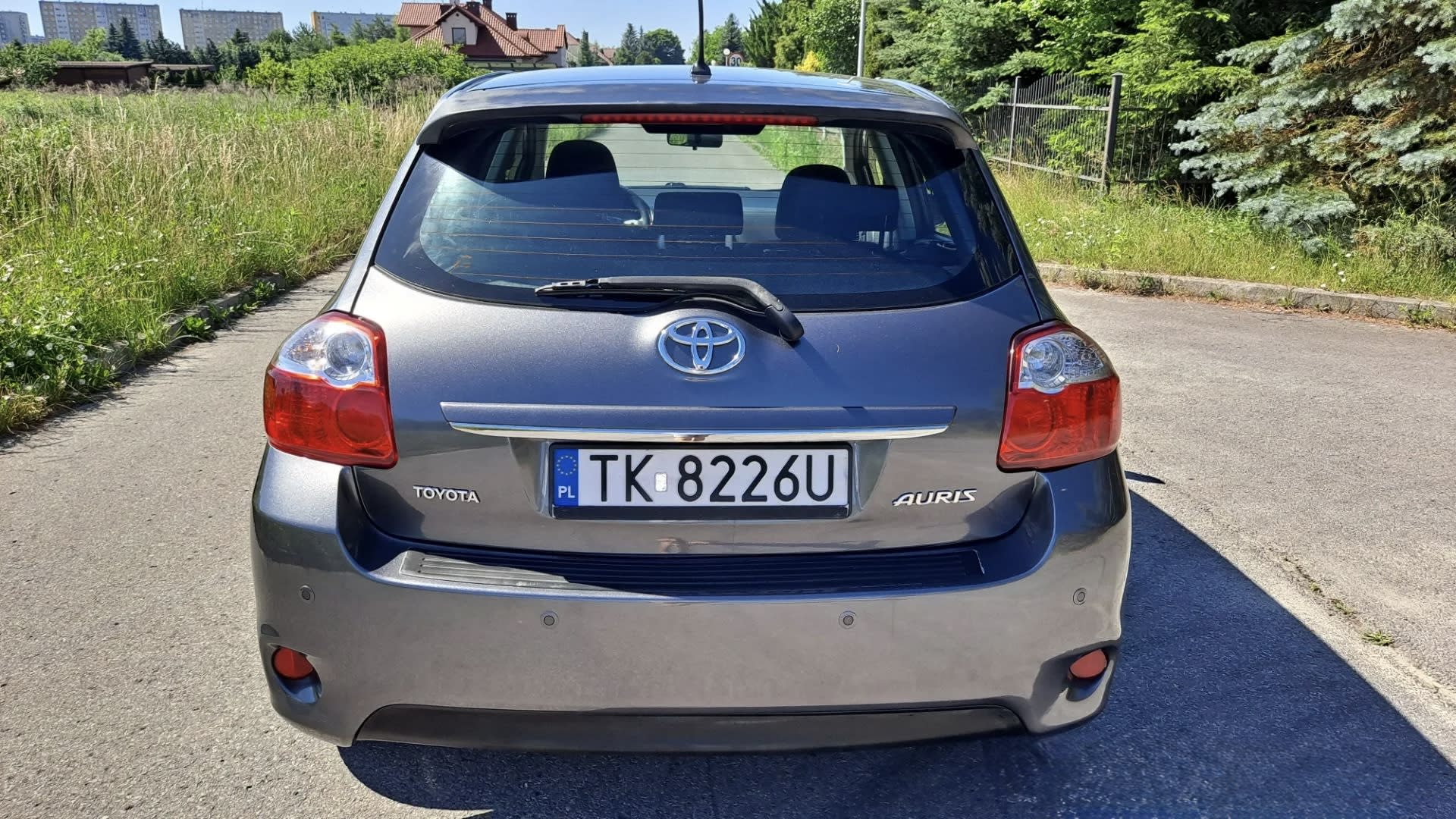 Zdjęcie 5 – Toyota Auris 2.0 Climatronic, czujniki parkowania