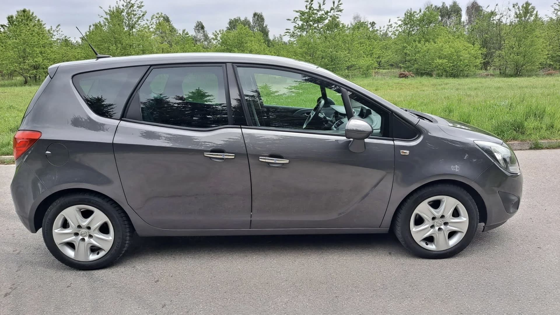 Zdjęcie 6 – Opel Meriva II 1.4 Climatronic,Navi,Czujniki,Podgrzewana kierownica
