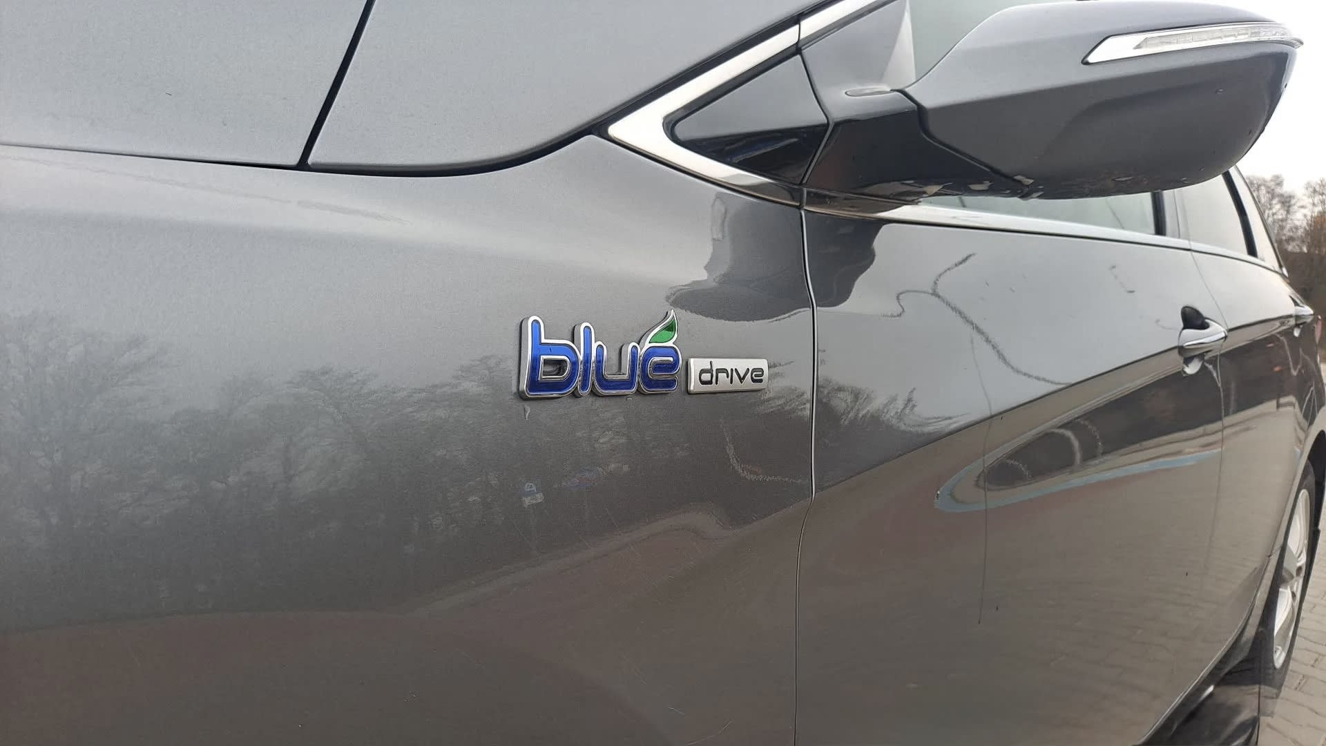 Zdjęcie 4 – Hyundai i40 1.7 BOGATA WERSJA! XENON! DODATKOWY KOMPLET KÓŁ!