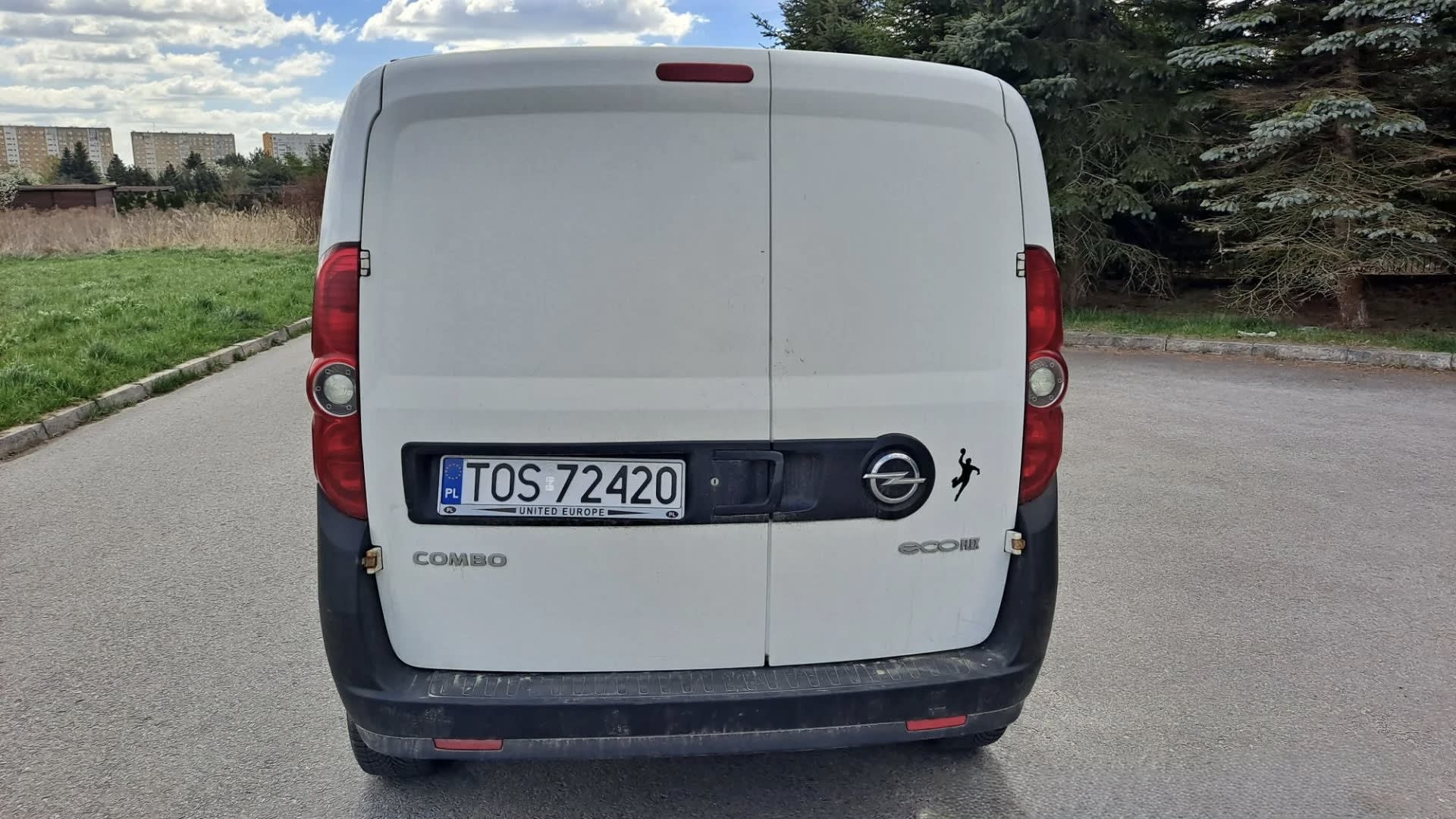 Zdjęcie 6 – Opel Combo D 1.6 KLIMATYZACJA, AUX , USB