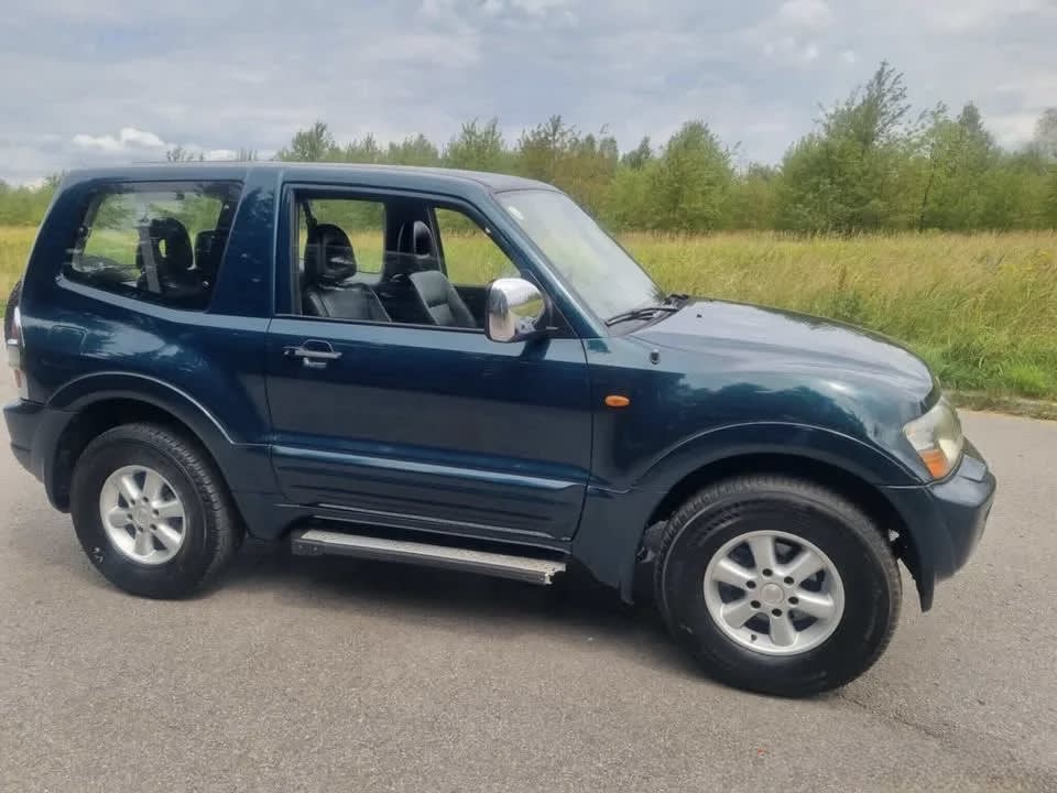 Zdjęcie 4 – Mitsubishi Pajero III 3.2 NOWY ZBIORNIK PALIWA I WLEW! NOWE KLOCKI I TARCZE! KLIMATYZACJA!