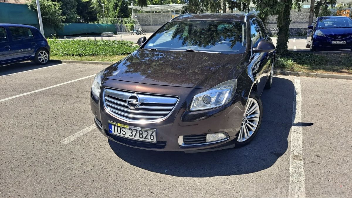 Opel Insignia A 2.0 BOGATA WERSJA! 4X4! NAWIGACJA! PODGRZEWANE FOTELE!