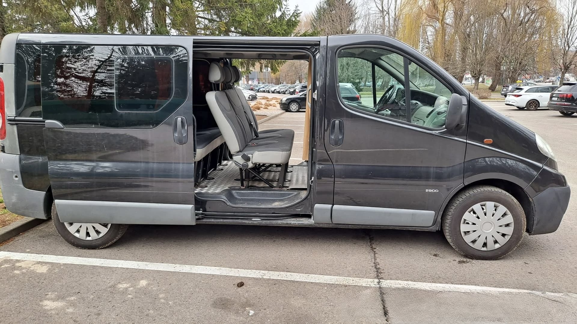 Zdjęcie 4 – Opel Vivaro I 2.0